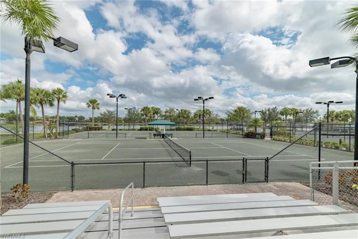 7935 Valentina Ct, Naples, Florida 34114