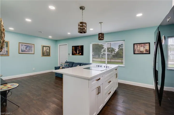 4630 New Haven Dr, Fort Myers, Florida 33908