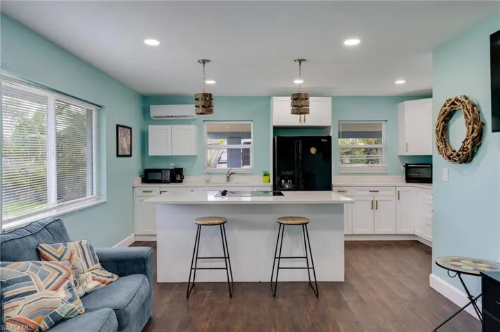 4630 New Haven Dr, Fort Myers, Florida 33908