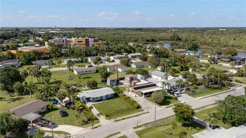 4630 New Haven Dr, Fort Myers, Florida 33908