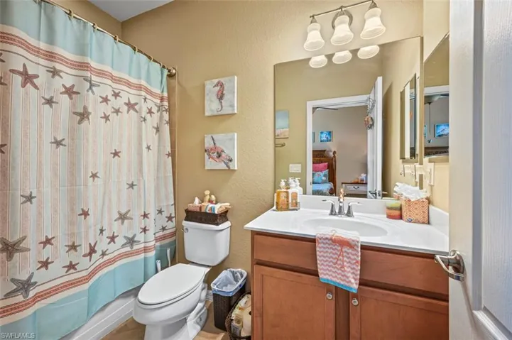 2nd Bathroom
