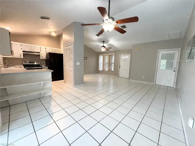 133 Ne 23rd Ave, Cape Coral, Florida 33909
