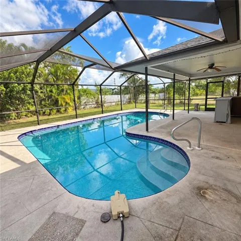 133 Ne 23rd Ave, Cape Coral, Florida 33909