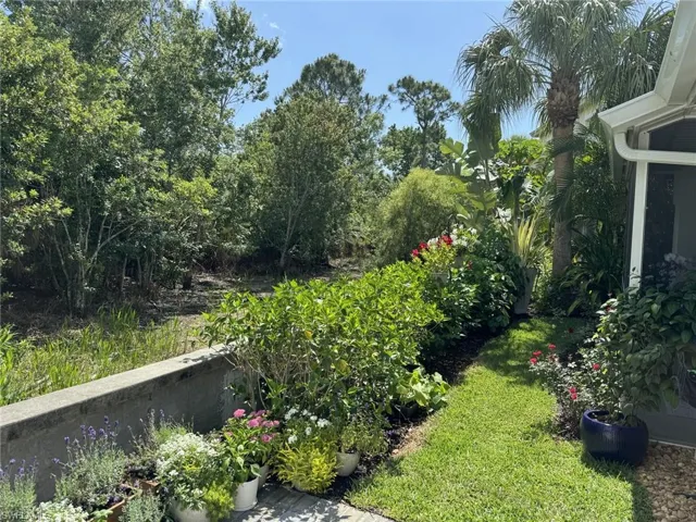 15059  Sterling Oaks  DR, Naples, FL 34110