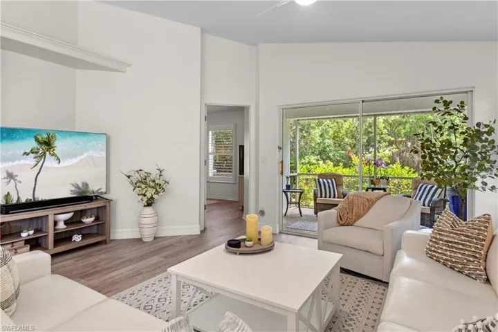 15059  Sterling Oaks  DR, Naples, FL 34110