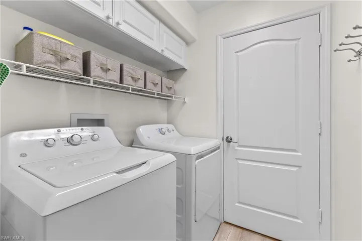 15059  Sterling Oaks  DR, Naples, FL 34110