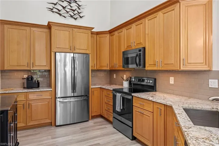 15059  Sterling Oaks  DR, Naples, FL 34110