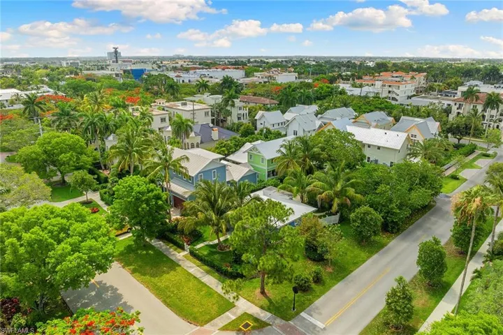 510  3rd S AVE, Naples, FL 34102