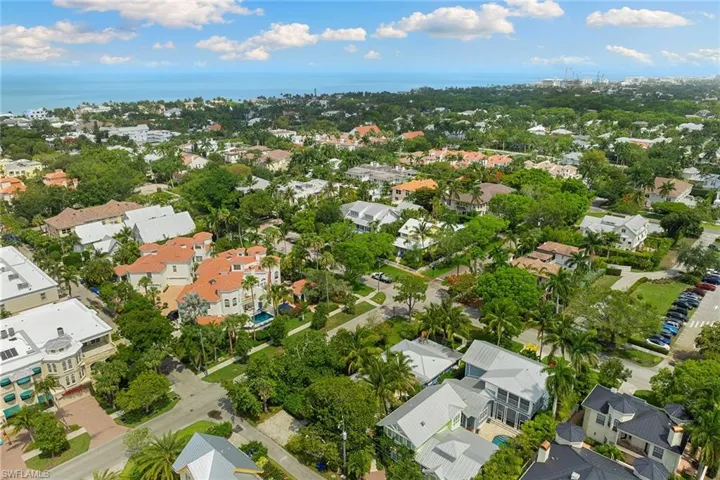 510  3rd S AVE, Naples, FL 34102