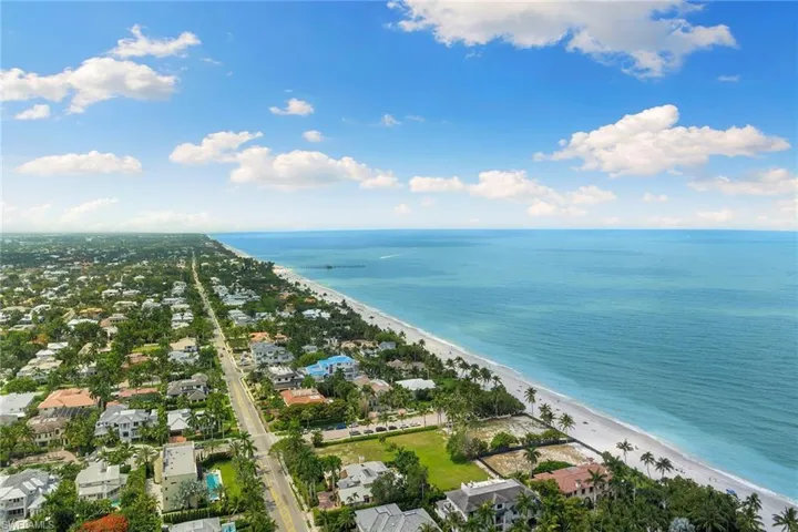 510  3rd S AVE, Naples, FL 34102