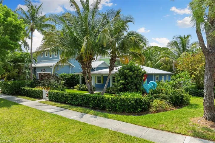 510  3rd S AVE, Naples, FL 34102