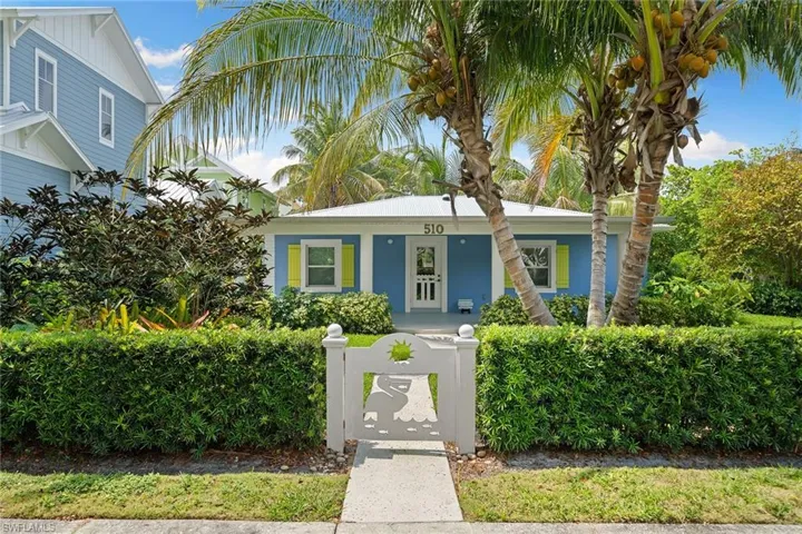 510  3rd S AVE, Naples, FL 34102