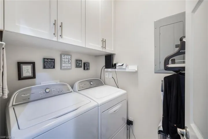 1600 Clermont DR # 303, NAPLES FL 34109