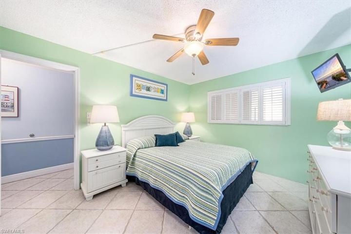 Bedroom !1