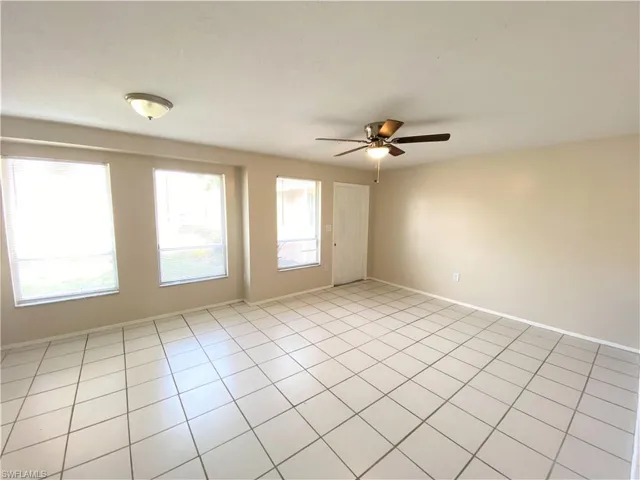 813  109th N AVE, Naples, FL 34108