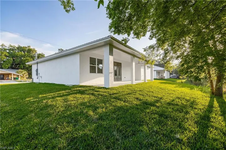 351 4th AVE, LABELLE FL 33935