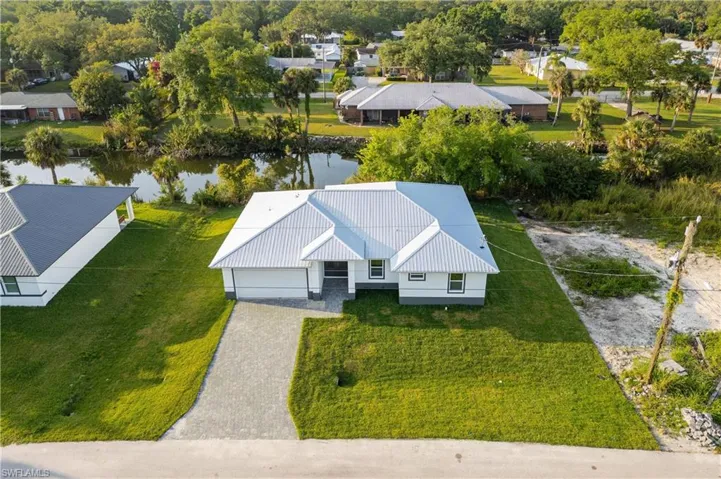 351 4th AVE, LABELLE FL 33935