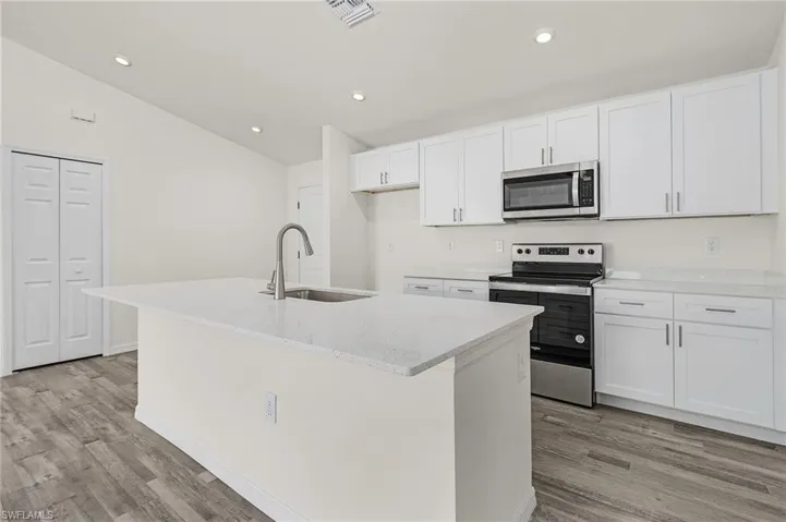 1204 NW 15th  AVE, Cape Coral, FL 33993
