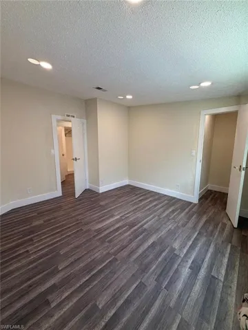 419 SW Pine Island  RD, Cape Coral, FL 33991