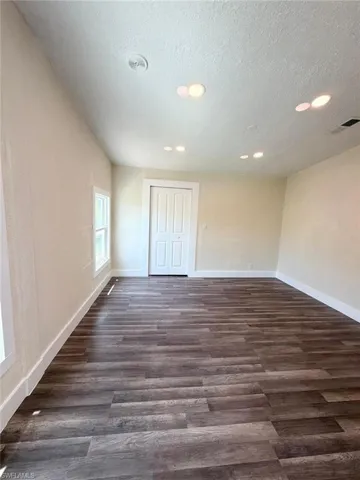 419 SW Pine Island  RD, Cape Coral, FL 33991