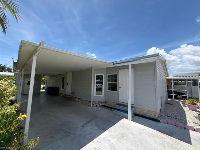 419 SW Pine Island  RD, Cape Coral, FL 33991