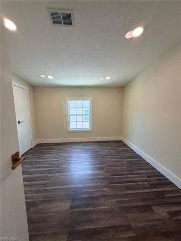 419 SW Pine Island  RD, Cape Coral, FL 33991