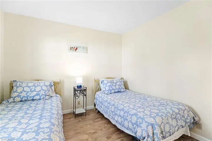 Guest Bedroom with twin beds