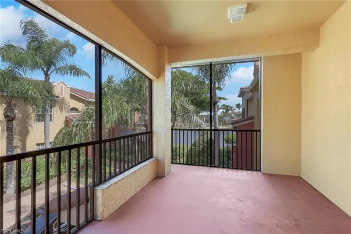 8524 Via Lungomare Cir 202, Estero, Florida 33928