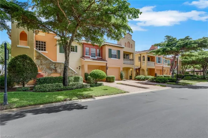 8524 Via Lungomare Cir 202, Estero, Florida 33928