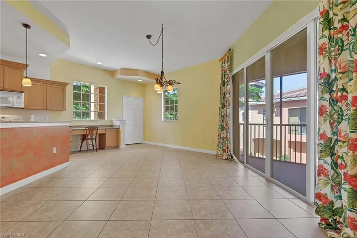 8524 Via Lungomare Cir 202, Estero, Florida 33928