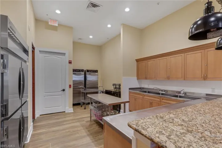 8524 Via Lungomare Cir 202, Estero, Florida 33928