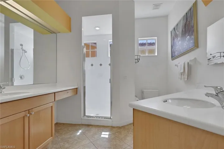 8524 Via Lungomare Cir 202, Estero, Florida 33928