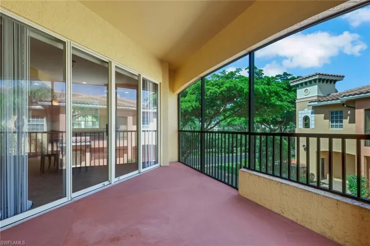 8524 Via Lungomare Cir 202, Estero, Florida 33928