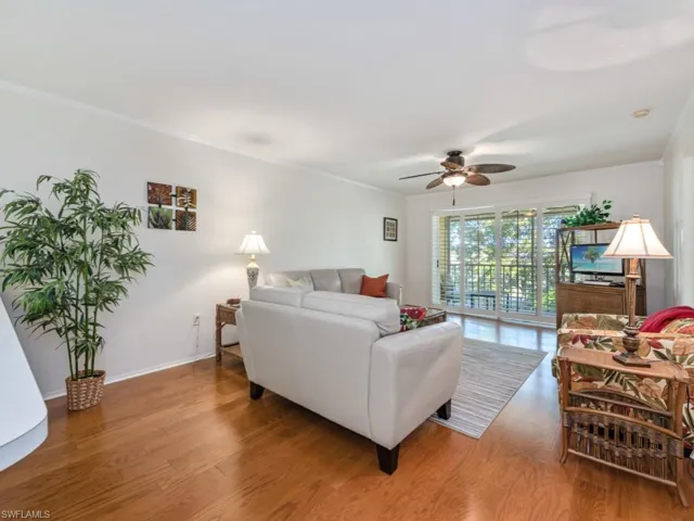 234 Pebble Beach Blvd # 307, Naples, Florida 34113