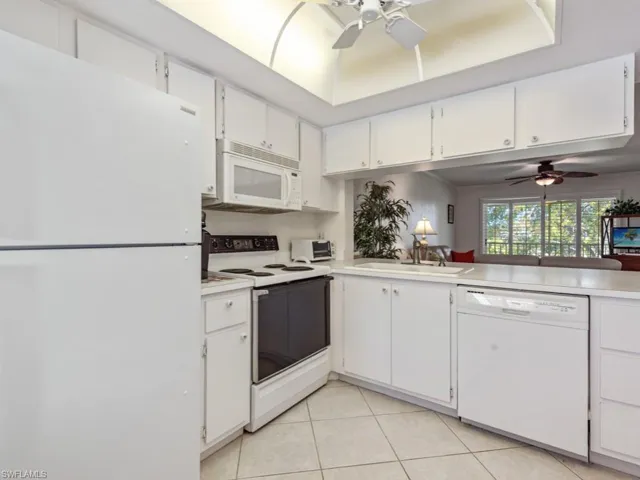 234 Pebble Beach Blvd # 307, Naples, Florida 34113