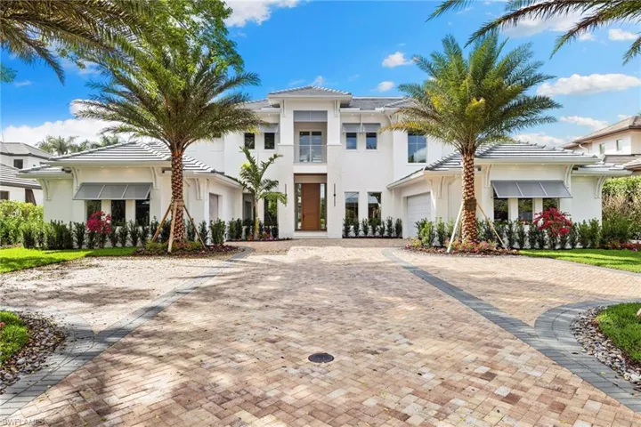 1985 Crayton Rd, Naples, Florida 34102