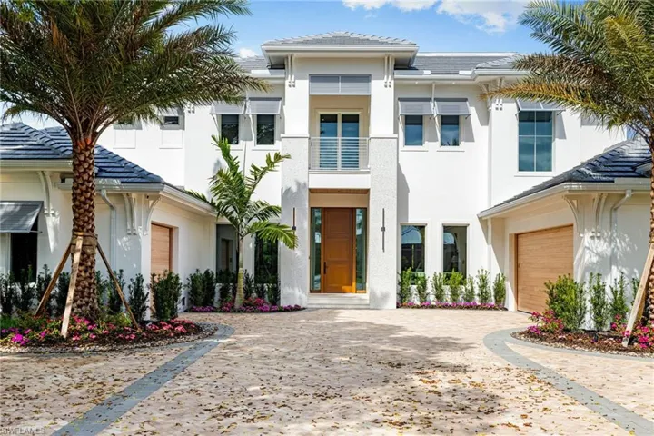 1985 Crayton Rd, Naples, Florida 34102