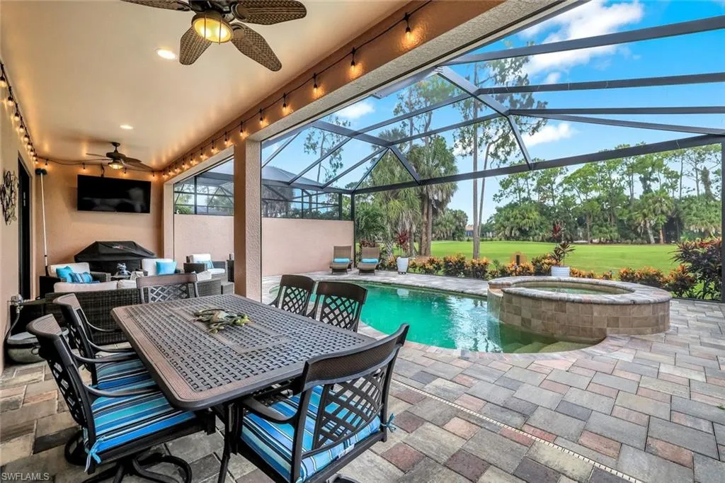 7523 Moorgate Point WAY, Naples, FL 34113,225031328
