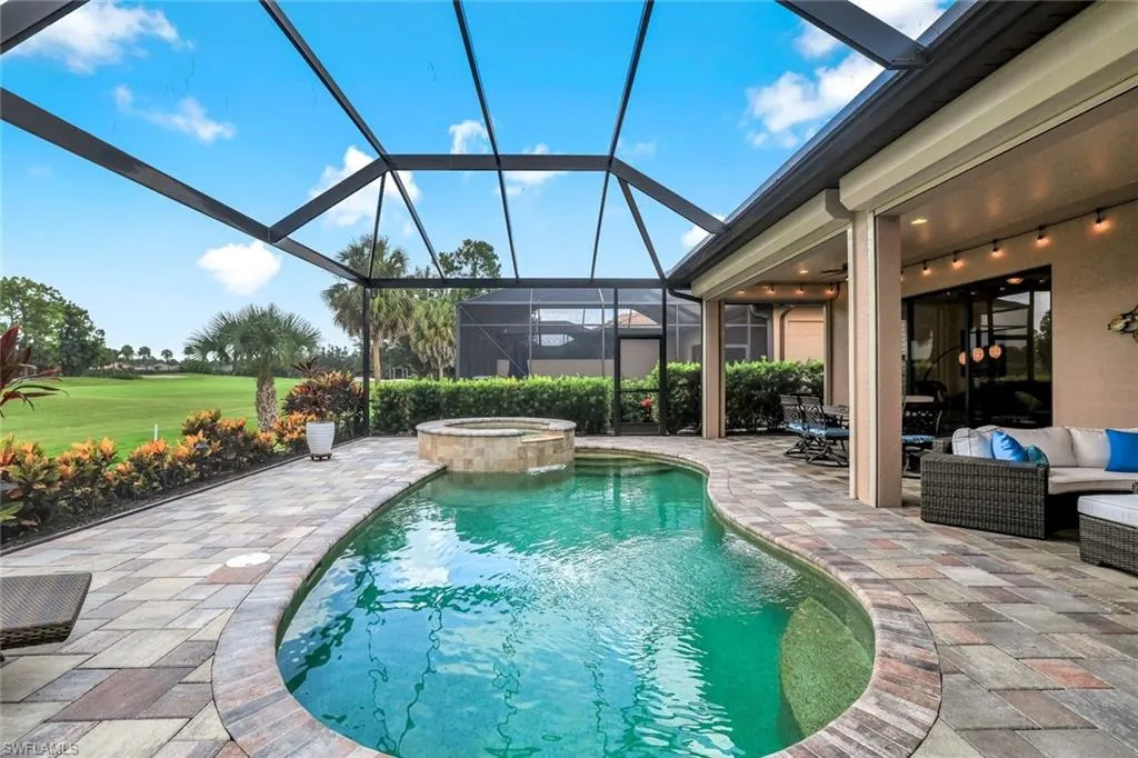 7523 Moorgate Point WAY, Naples, FL 34113,225031328