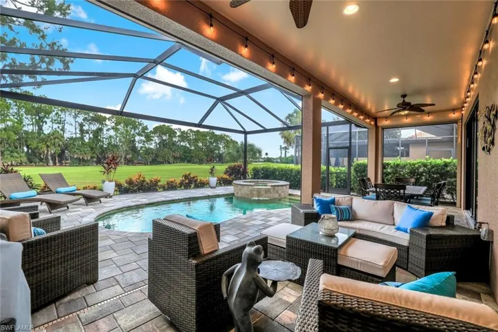 Ample space to comfortably visit with family & friends...