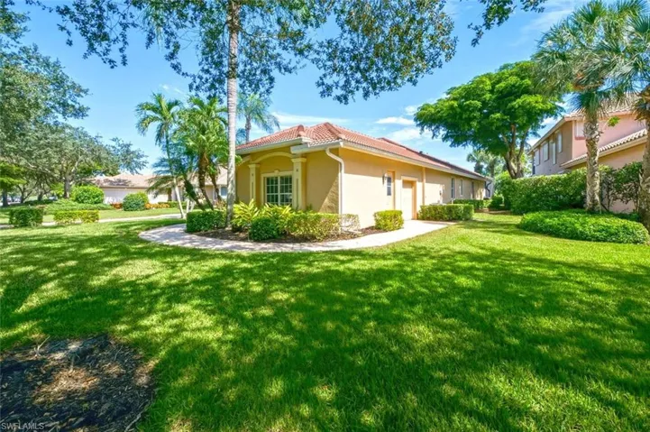 5872 Whisperwood Ct, Naples, Florida 34110