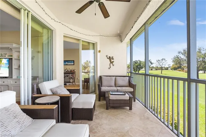 Great lanai for relaxing and watching the golfers and the wildlife!