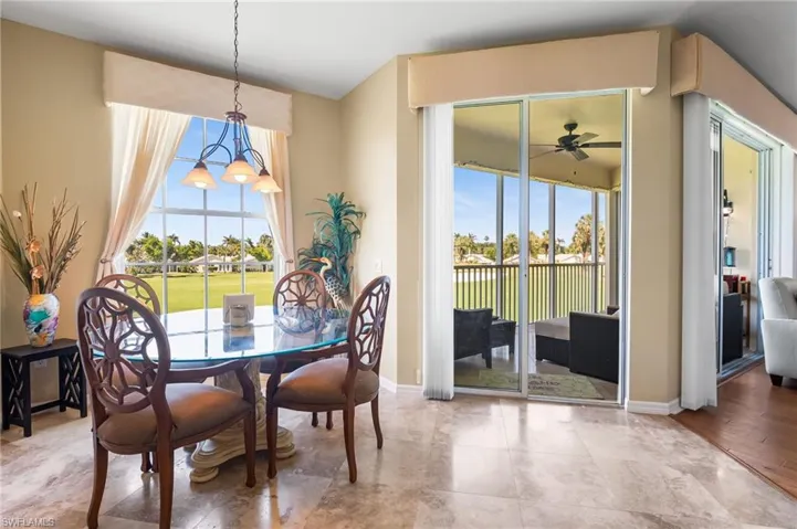 Spectaular views from your dining and living areas!