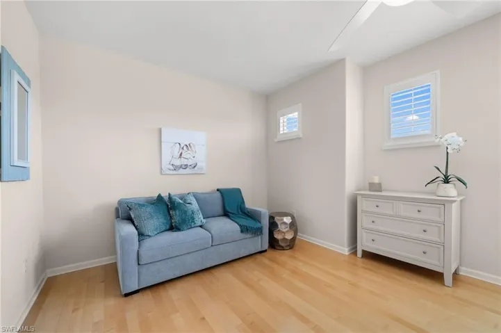 Sitting area in guest bedroom/flex room