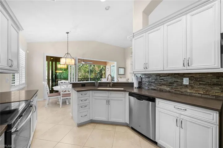 Open Kitchen