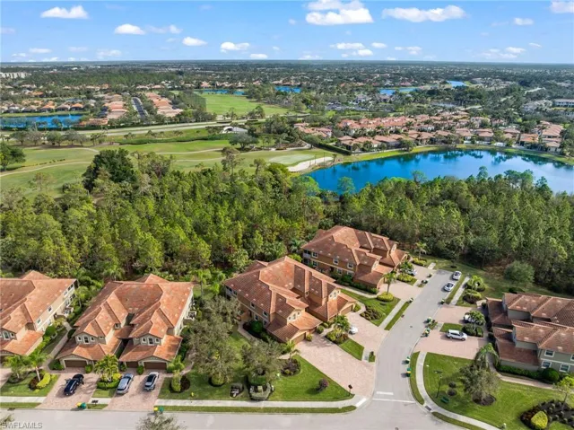 6661  Alden Woods Circle  , Naples, FL 34113