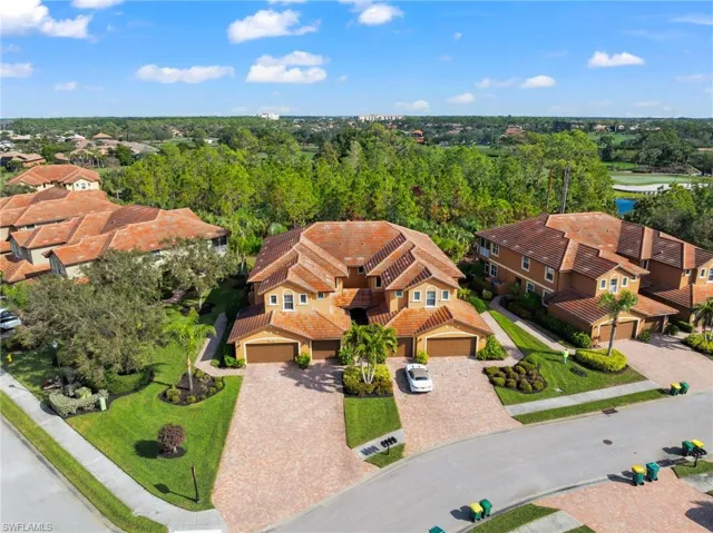 6661  Alden Woods Circle  , Naples, FL 34113