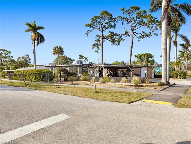 3666  Princeton  ST, Fort Myers, FL 33901