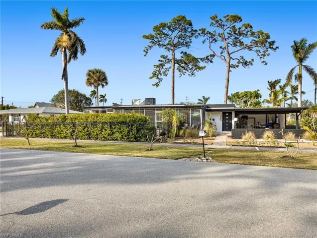 3666  Princeton  ST, Fort Myers, FL 33901