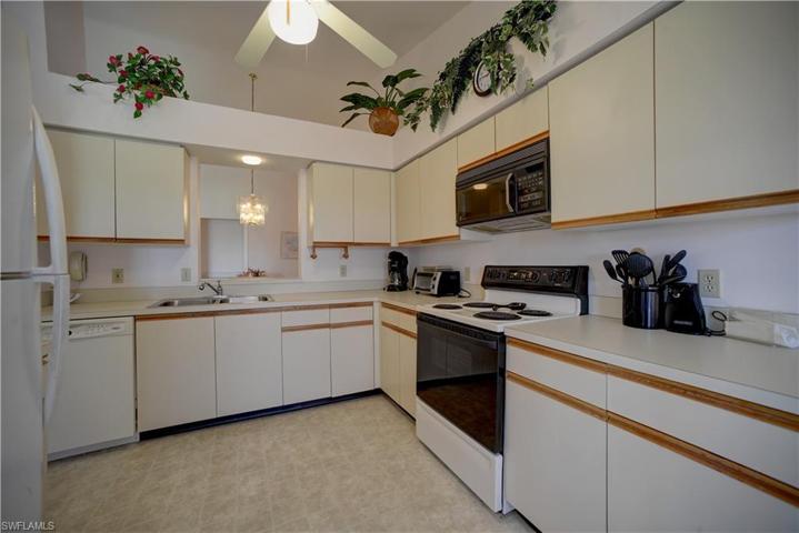 12521  Kelly Sands  WAY, Fort Myers, FL 33908
